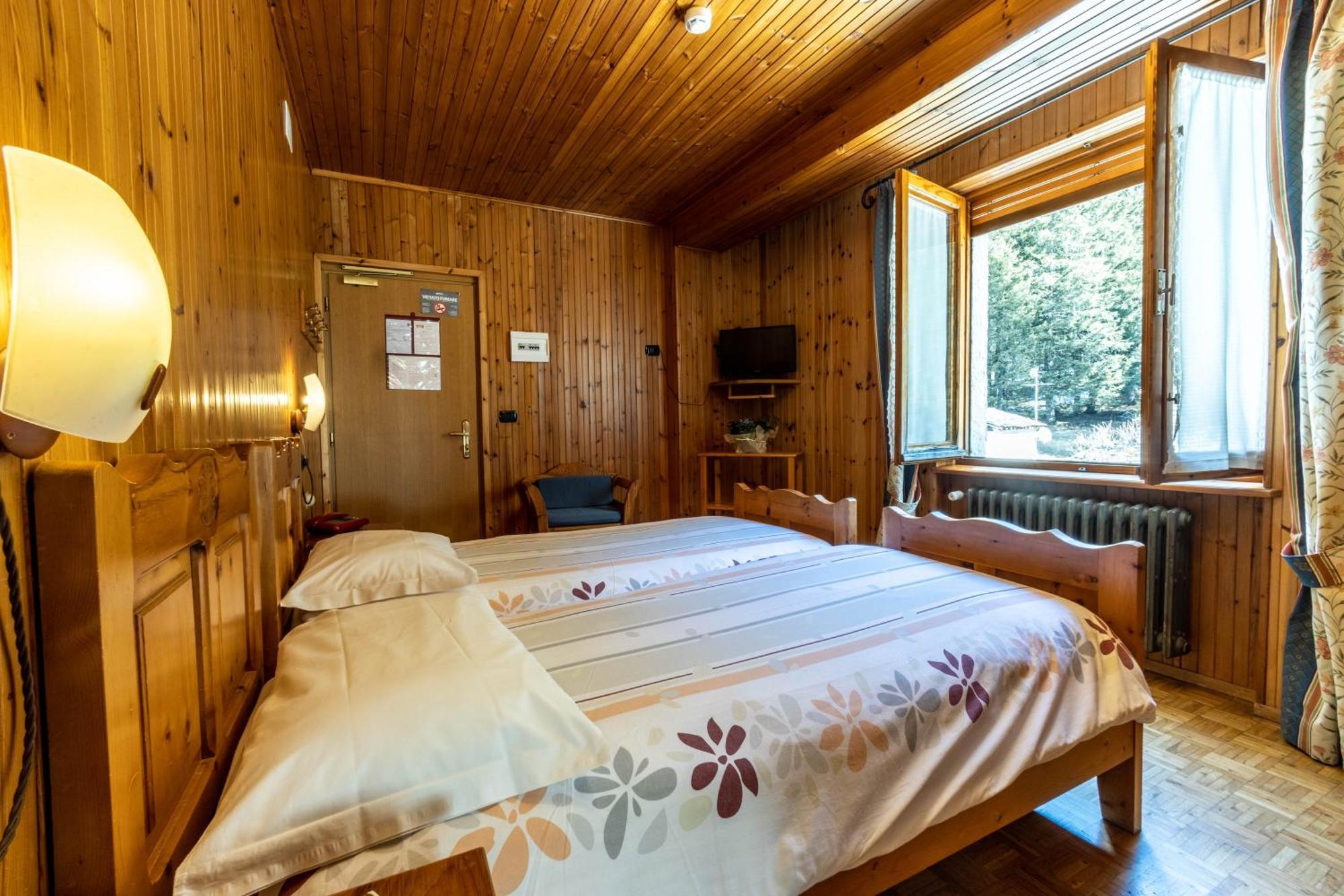 Hotel Le Campagnol Champoluc Exteriér fotografie